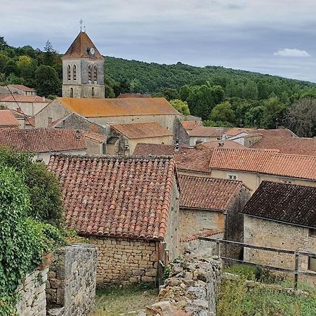 Gite Coquille Saint Jacques Villa Nanteuil-en-Vallée Eksteriør billede